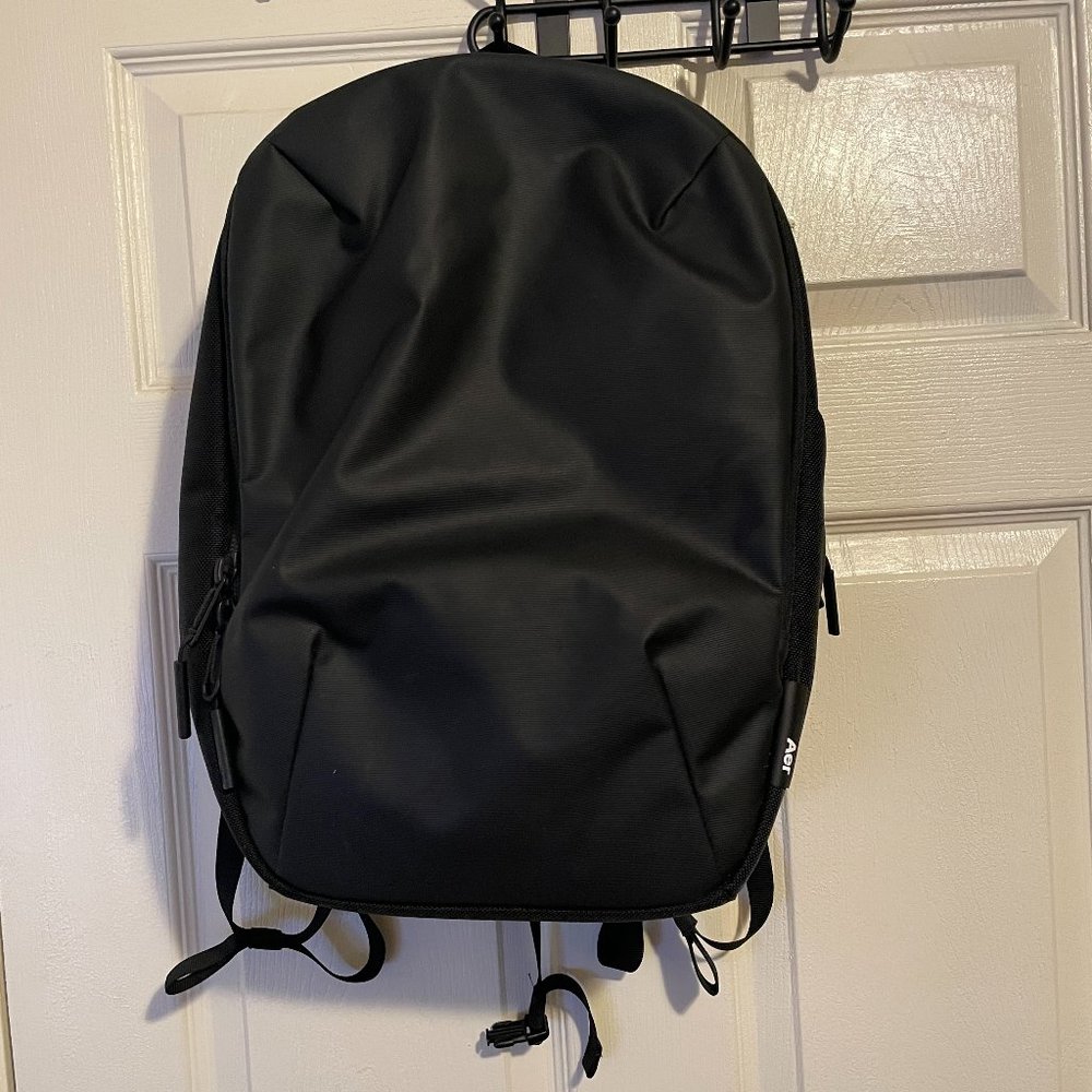 AER day pack 2 in black